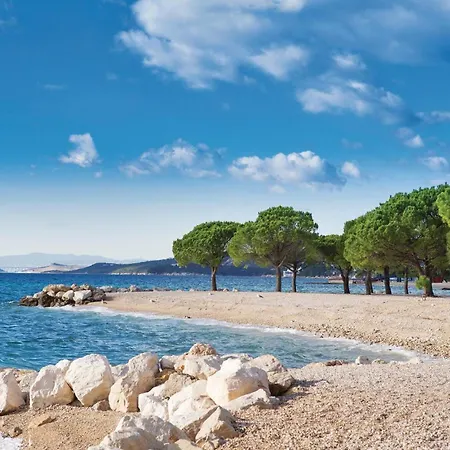 Cozy In With Wifi Apartment Selce