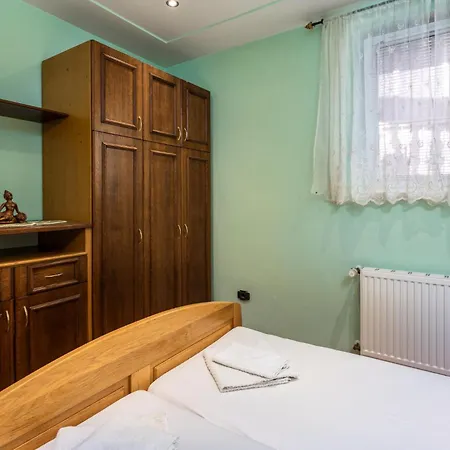 Cozy In With Wifi Selce